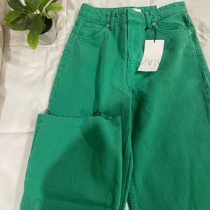 BRAND NEW Zara Green Wide Leg Baggy Jeans! 🍀